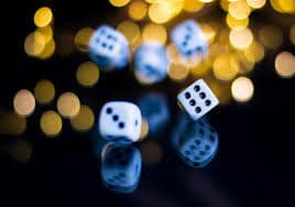 Antarmuka aplikasi lumino99 menampilkan meja live dealer dan pasar sportsbook